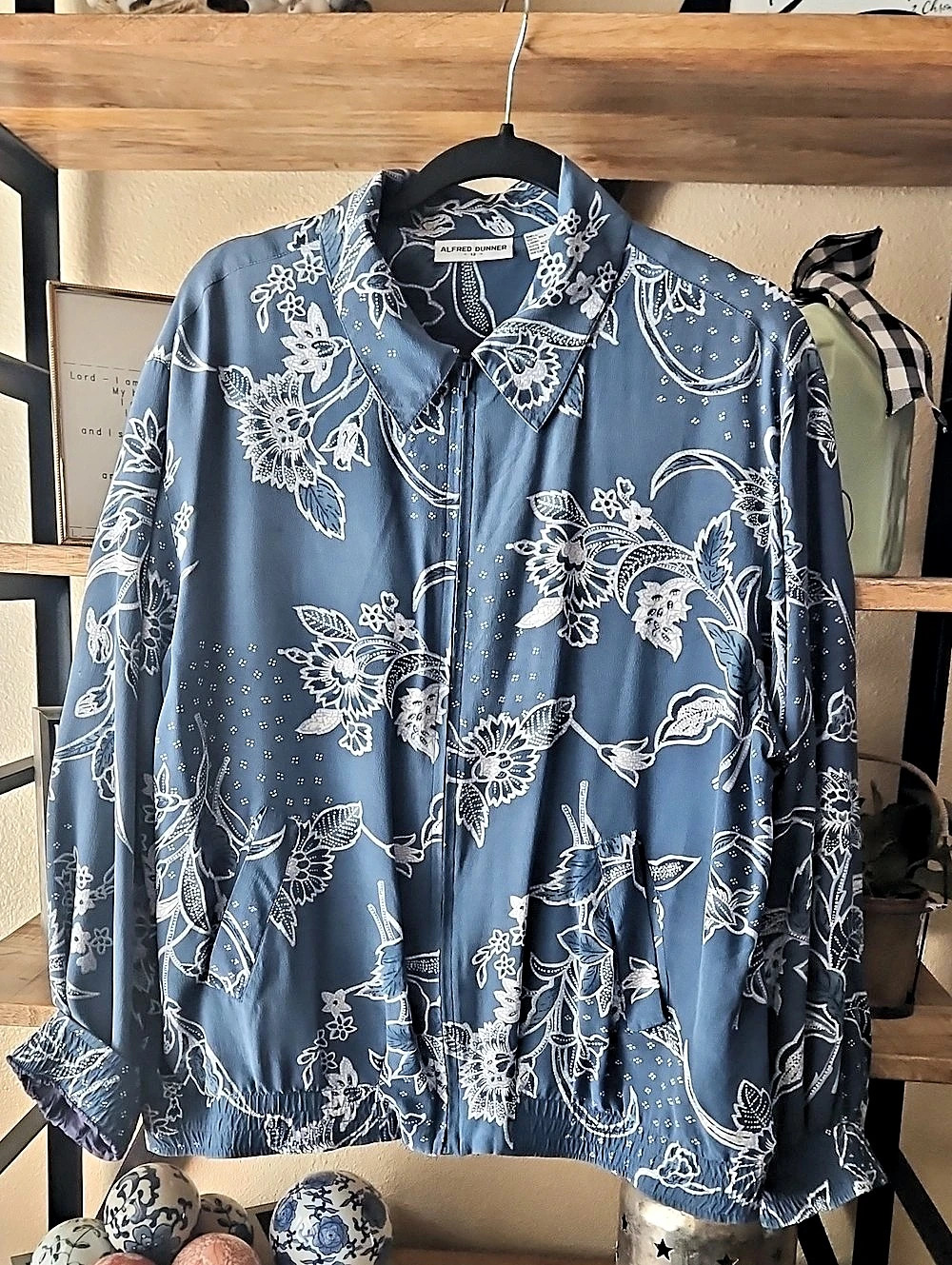 Alfred Dunner Vintage 100% Silk Floral Zip Down Jacket Blue & White Rare